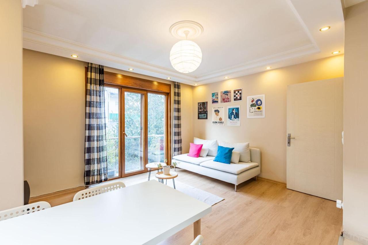 Bright Apartment Истанбул Екстериор снимка