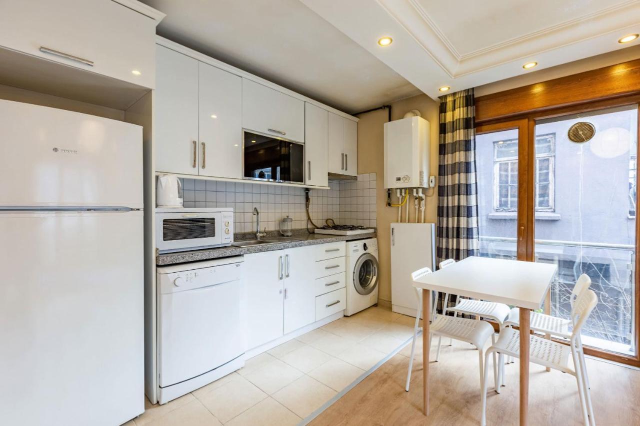 Bright Apartment Истанбул Екстериор снимка