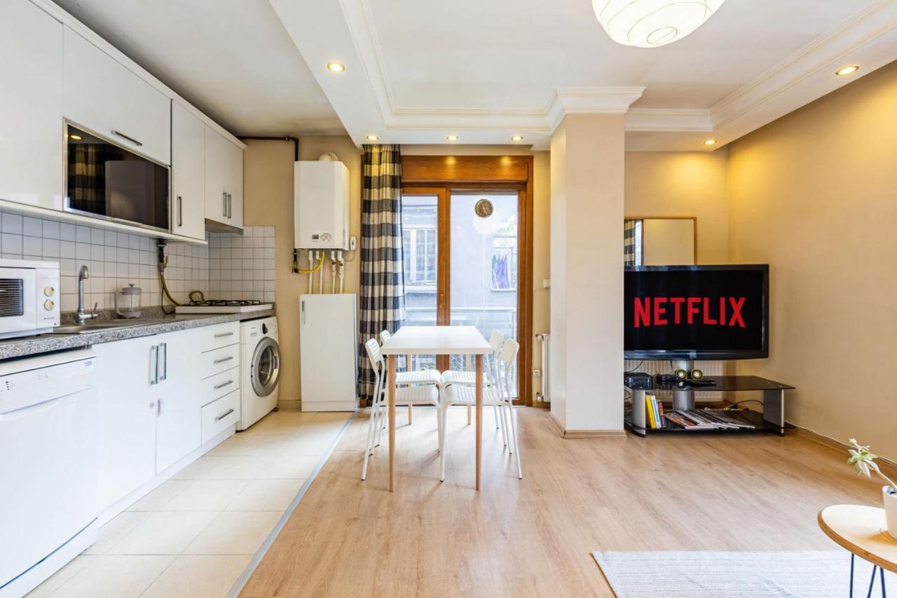 Bright Apartment Истанбул Екстериор снимка